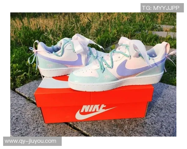 下赛季欧冠联赛用球配色揭晓白薄荷绿紫粉组合引领潮流