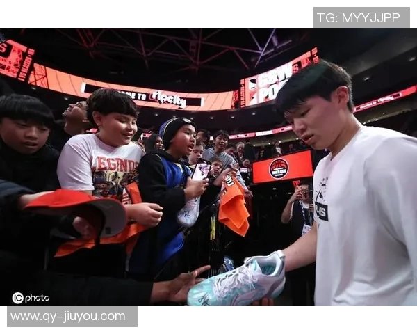 换帅后杨瀚森谈角色变化认为依旧保持原有风格与状态