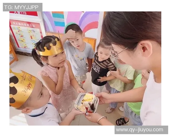 安东内拉庆祝儿子蒂亚戈13岁生日，社交媒体分享温馨照片感动满满