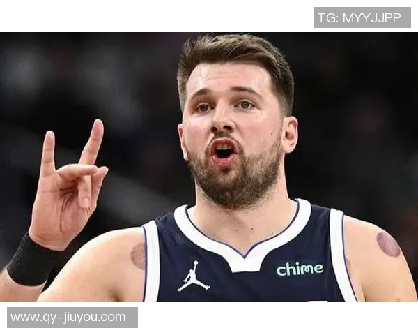 东契奇赞文班球技期待未来进步潜力无限