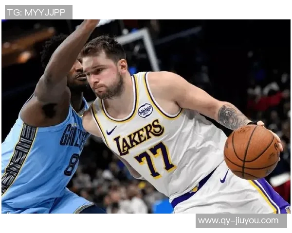 东契奇盛赞斯玛特防守技巧称其独特表现令人惊叹