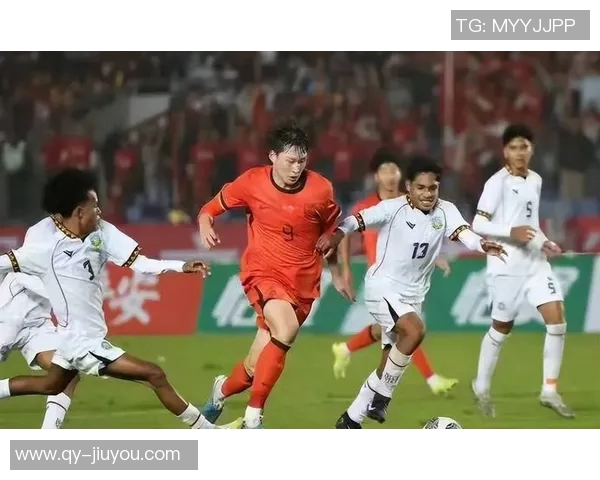 谢晋和张旭尧共同展望亚洲杯预选赛决战全力以赴争取胜利