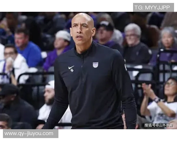 戈贝尔展现年轻内线实力杨瀚森强调抢篮板的强烈意愿是成功关键